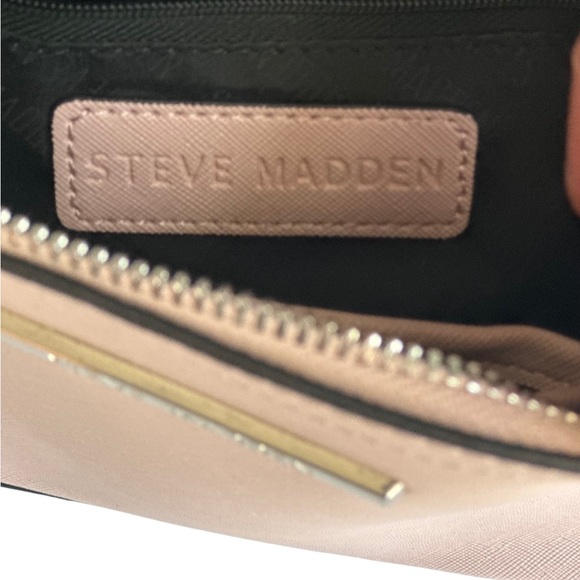Steve Madden Sienna B Maggie Crossbody - Picture 6 of 7